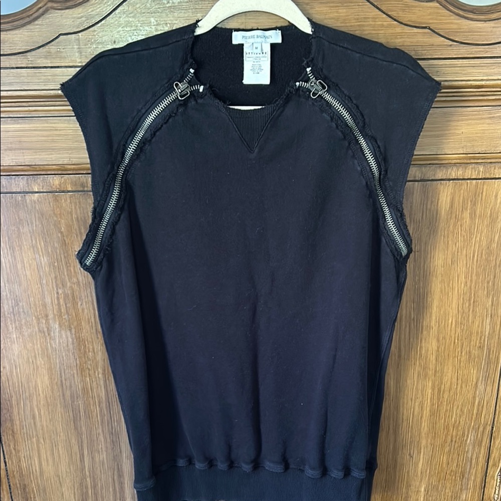 PIERRE BALMAIN Black Sleeveless Zipper Top